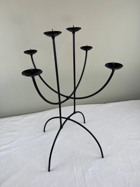 Sculpturale kroonluchter van smeedijzer – Kandelaars en kaarsen, Iron, Bauhaus (photo 2 of 15)