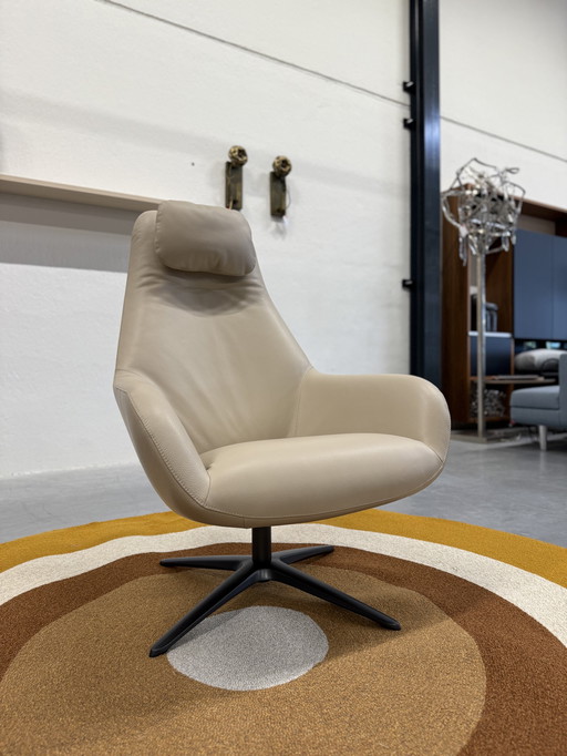 Pode Spot Two Swivel Armchair Senso Leather Blossom