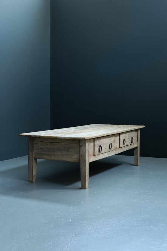 Image 1 of Coffee table Spanish Farm Table