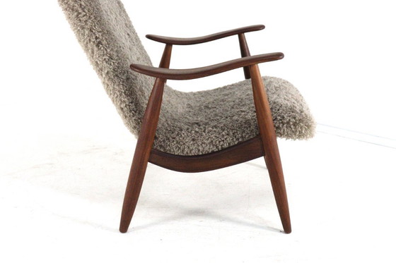 Image 1 of Fauteuil vintage rembourré en tissu poilu, style milieu du siècle