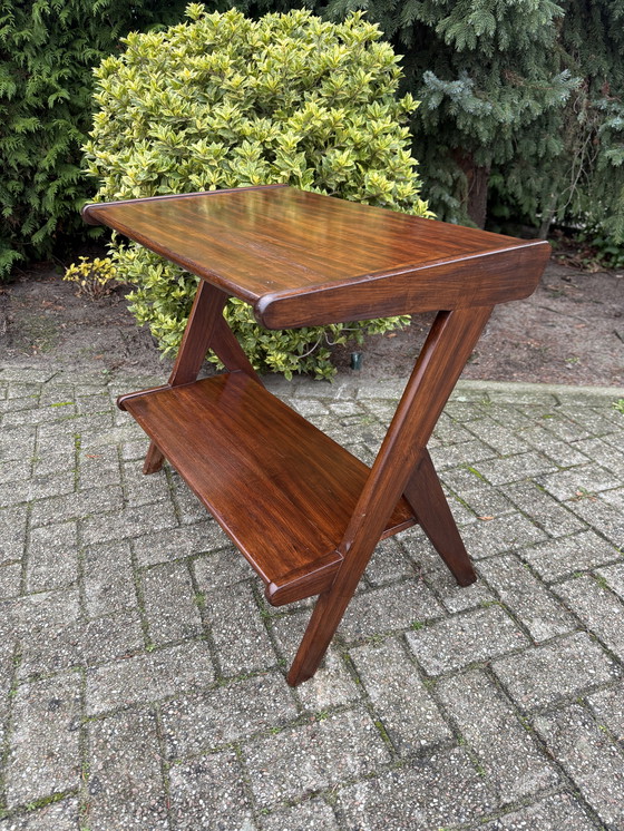 Image 1 of Table d'appoint en bois vintage milieu du siècle