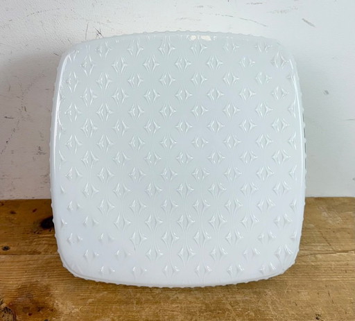 Vintage wand- of plafondlamp met melkglas, jaren 70