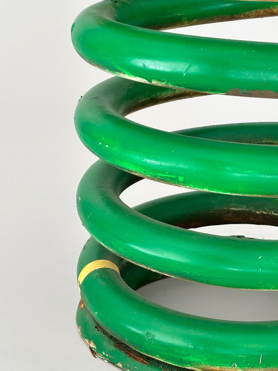 Image 1 of Beistelltisch space age grün