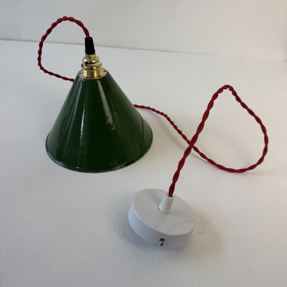 Image 1 of Batch 2 Suspensions Atelier Coniques Vertes