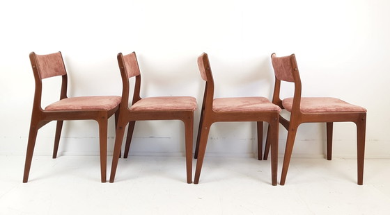 Image 1 of 4 El danés Johannes Andersen para la tela rosa Uldum