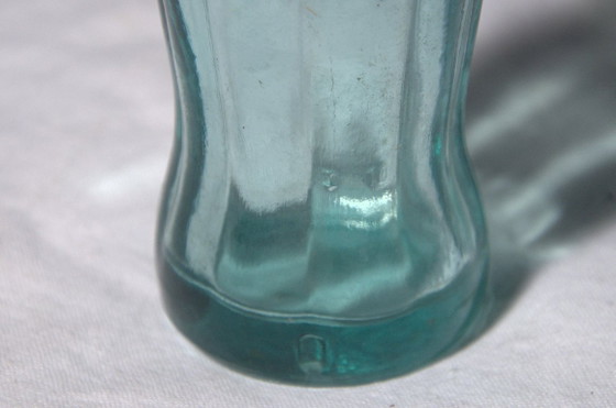 Vintage Coca-Cola Bottles in Ice Blue Glass, Arabic Script, 19cl – Decorative Objects (photo 4 of 5)