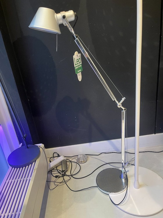 Image 1 of 1x Artemide Tolomeo Tischleuchte