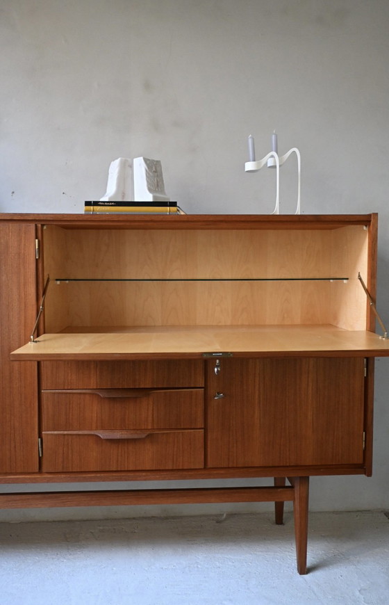 Credenza/mobile alto in teak vintage, design danese anni '60 – Credenze alte, Wood (photo 11 of 15)