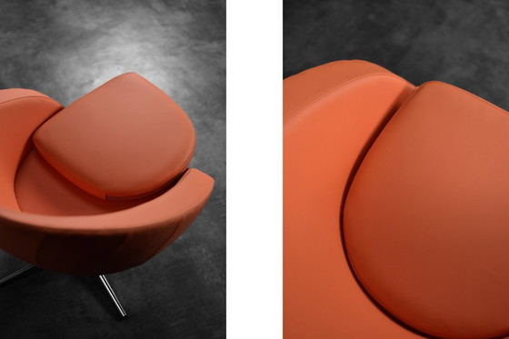 Image 1 of Fauteuil pivotant orange de style scandinave moderne vintage des années 1960