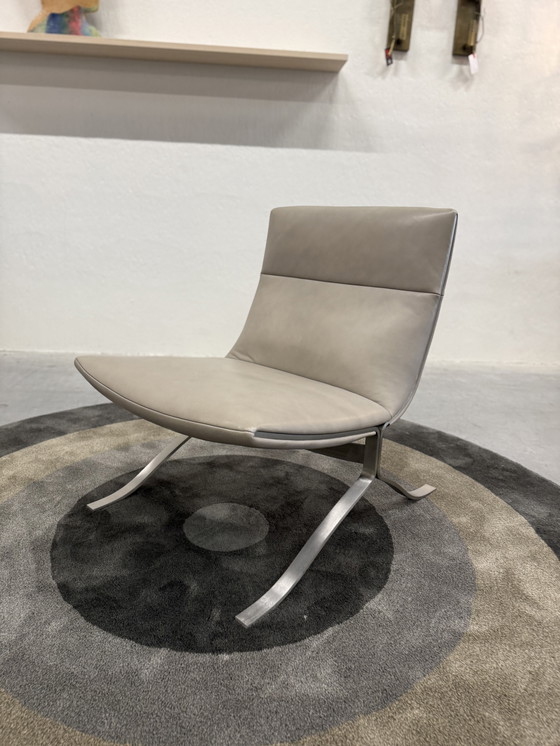 Image 1 of Eyye Juno Sillón Loxton Piel Glaciar