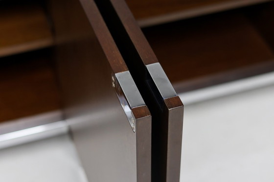 Image 1 of Florence Knoll Sideboard aus Walnussholz, Mid-Century Modern, Aufbewahrungsmöbel für Vorstandssitzungsräume