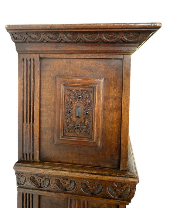 Image 1 of Fino armario Pilaster holandés del siglo XVII