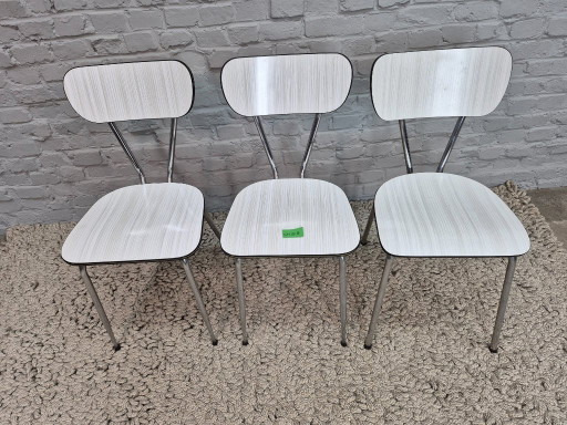 Set di 3 Sedie da Cucina Design Vintage di Brabantia, Formica Striata Bianca, Paesi Bassi, Anni '60 – eetkamerstoelen, Chrome