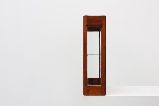 Image 1 of Mobiletto Art Déco francese in rovere con vetro piombato bisellato, ca. 1920