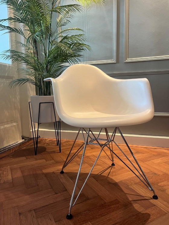 Image 1 of 4 sedie da pranzo Vitra DAR originali in buone condizioni