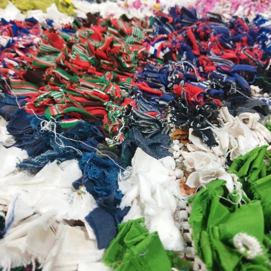 Image 1 of Boucherouite-Teppich, mehrfarbig – Recyceltes Textil, handgewebt, Boho-Chic (250×145 cm)