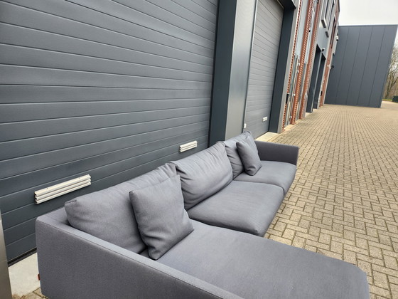 Image 1 of Montis - Axel corner sofa in gray/brown fabric