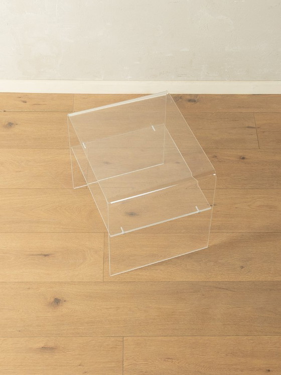 Image 1 of Acryl bijzettafel uit de jaren 60