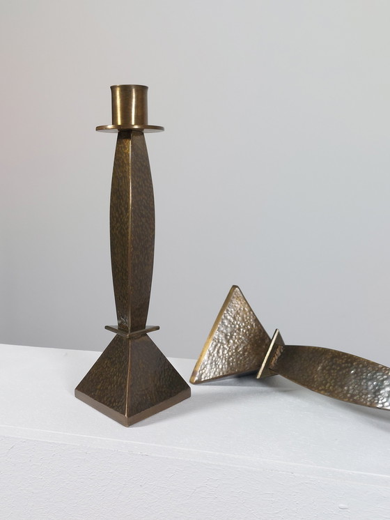 Image 1 of Pair of hand-forged hammered brass candlesticks, Menphis style