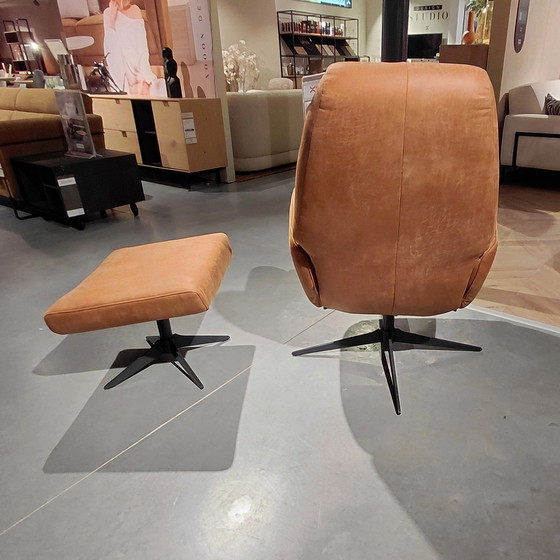 Image 1 of Sillón reclinable XOOON Capri con otomana