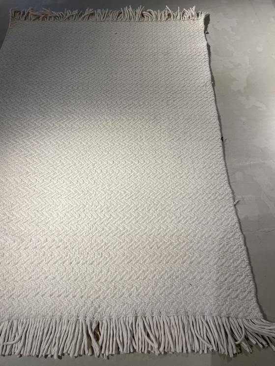 Image 1 of Linie Design Karpet Indun