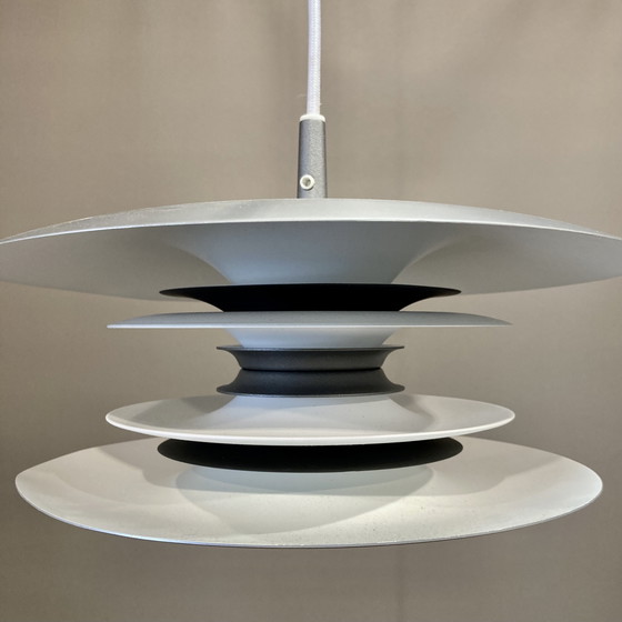 Image 1 of Suspension Scandinave Design "Joakim Fihn"