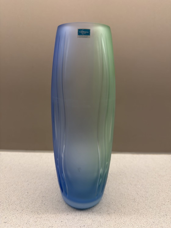 Caithness Vase – Glass (photo 2 of 10)