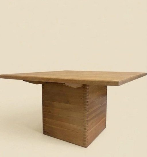 Ate van Apeldoorn (?) eettafel vierkant