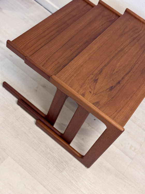 Image 1 of Tables d'appoint vintage en teck des années 1960
