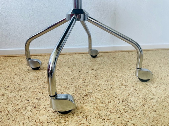 Image 1 of Chaise de bureau pivotante de style rétro vintage