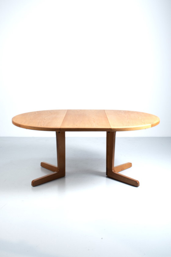 Image 1 of Deense eiken uittrektafel