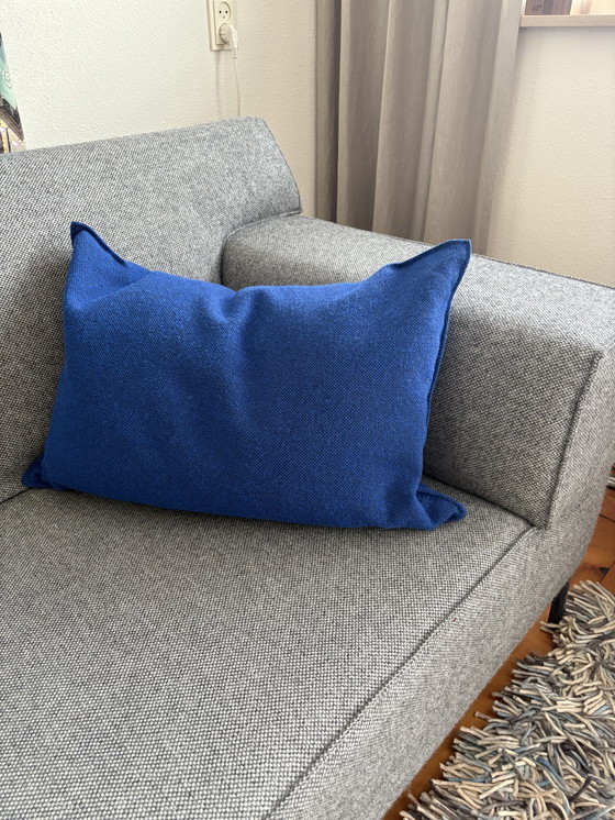 Image 1 of Cojín de lana de Claire Vos