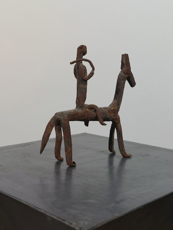 Image 1 of Ostafrikanische geschmiedete Dogon Stammesfigur aus Metall