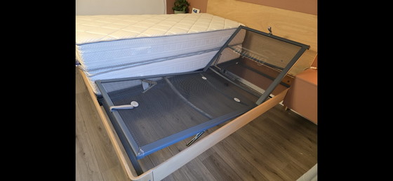 Image 1 of Auping auronde 200x220 with zgan mattresses