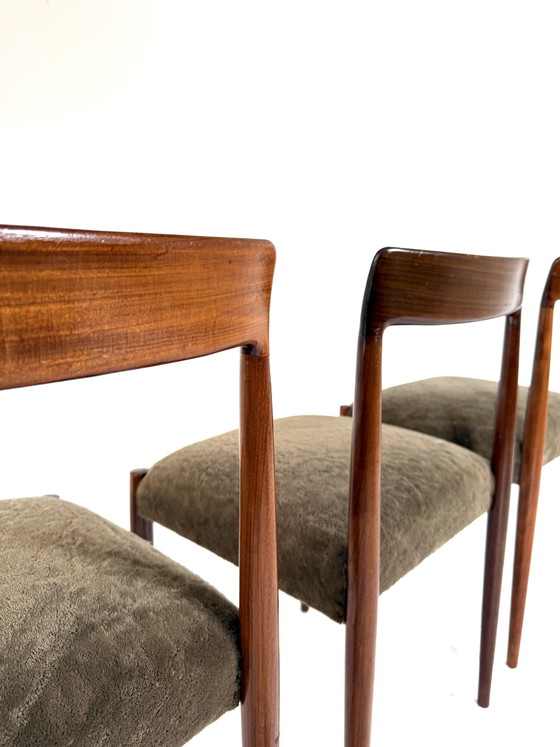 Set Van 4 Vintage Eetkamerstoelen, Lübke ‘70 – Wood, Textile (photo 6 of 10)