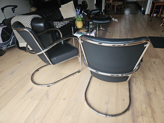 Image 1 of 2 Gispen 412 stoelen met voetenbankje 