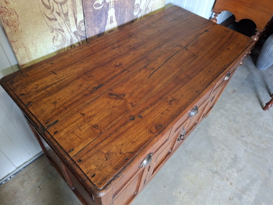 Image 1 of Antique Chinese sideboard, wall cabinet, TV unit with beautiful aged look, dimensions 101x70cm and 83cm high.