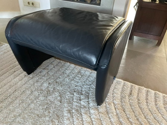 Jori stool/footstool blue leather – Footstools & poufs (photo 4 of 5)