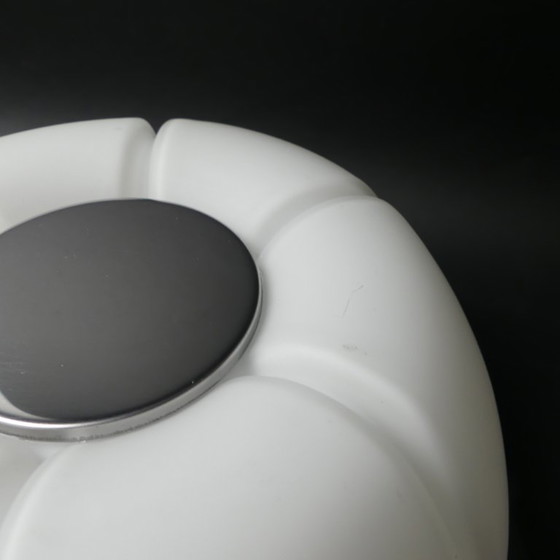 Image 1 of Bloemvormige plafond- of wandlamp van Glashütte Limburg, jaren 70.
