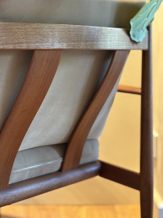 Image 1 of Chair Stoel Scandinavian Design Cappuccino