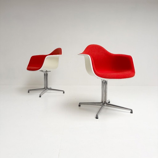 Poltrona DAL di Charles & Ray Eames per Vitra (per pezzo), anni 2010