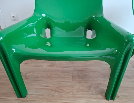 Image 1 of 2 Vicario Artemide Sessel