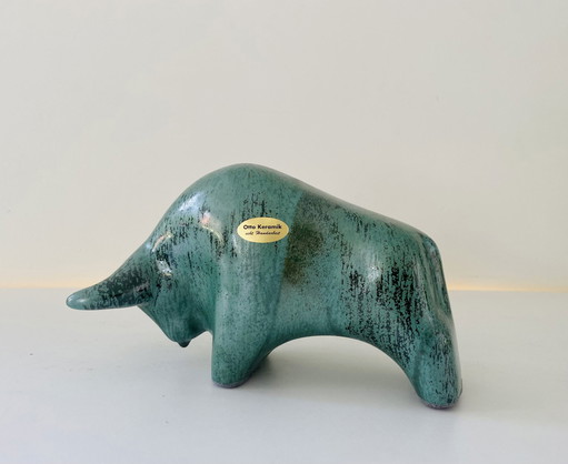 Otto ceramic bull