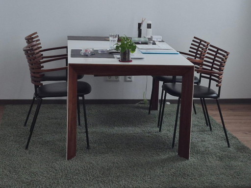 Dining table with 4 chairs Danish Design (Nissen & Gehl) 4 years old