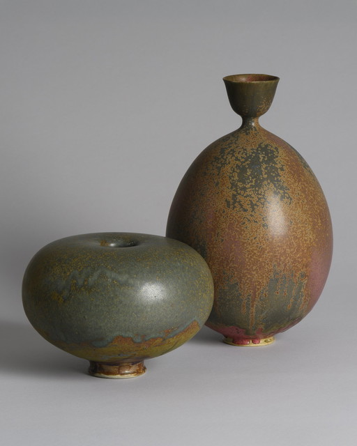 Rare duo de vases sculpturaux de l'artiste céramiste Mathies Schwarze - Terre cuite émaillée, Allemagne

