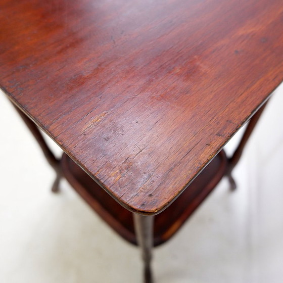 Image 1 of Table d'appoint Art Nouveau en bois courbé n° 960 par J&J Kohn - Années 1920