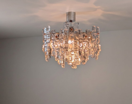 Lampadario Kalmar in vetro effetto ghiaccio, Austria, anni '70 – Glass, Metal (photo 5 of 9)
