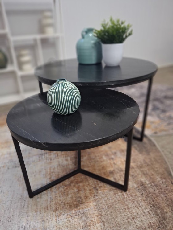 Image 1 of Ensemble de table basse chic avec plateau en marbre véritable et piètement en métal