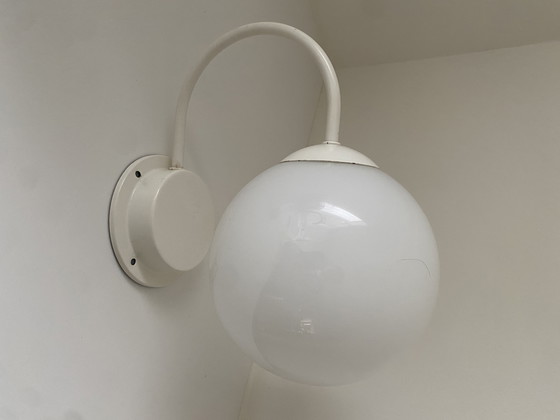 Image 1 of Applique murale IKEA Spage Age blanche - globe - Vintage