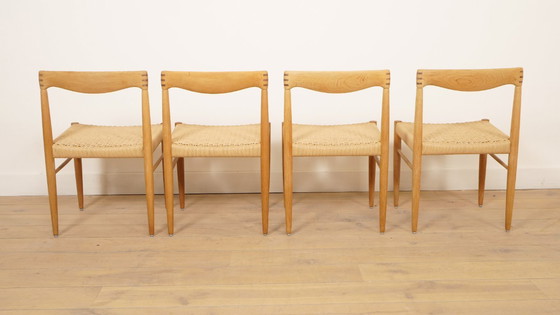 Image 1 of 4 chaises de salle à manger | Bramin | H.W. Klein | Chêne savonné | Restaurées